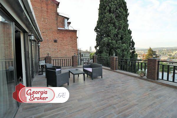 ქირავდება ახალი გარემონტებული 2 ოთახიანი ბინა ვერაზე